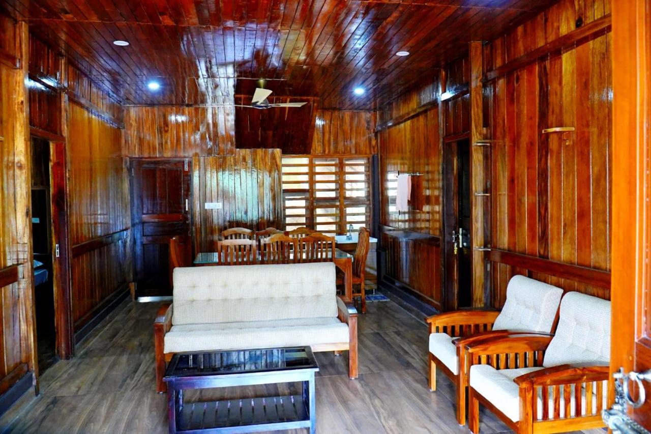 Ferienwohnung Jackroot Heritage Athirappilly Kallana Exterior foto